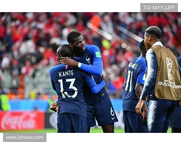 帕利尼亚与坎特:扫荡型中场的战术角色差异解析 帕利尼亚与坎特:扫荡型中场的战术角色差异解析